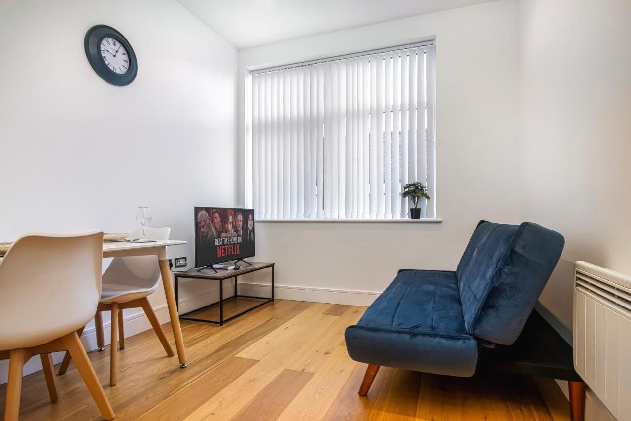 10080 Luxury Apartment Near Luton Town Mall Eksteriør billede